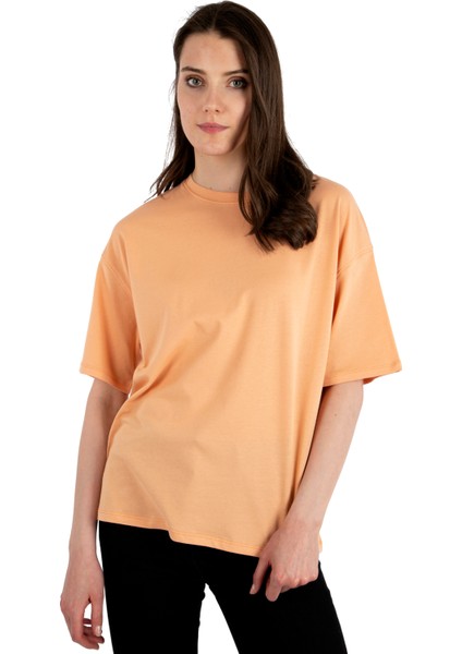 - Oversize Pamuk Kadın T-Shirt