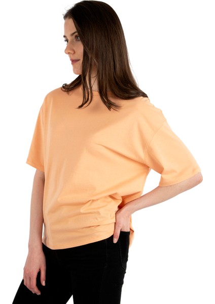 - Oversize Pamuk Kadın T-Shirt modelleri