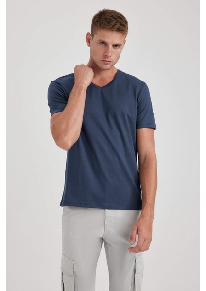 Slim Fit V Yaka Tişört B0646AXNS indirimleri