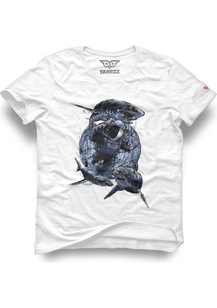 Köpekbalıklı Astronot Tasarım Tişört