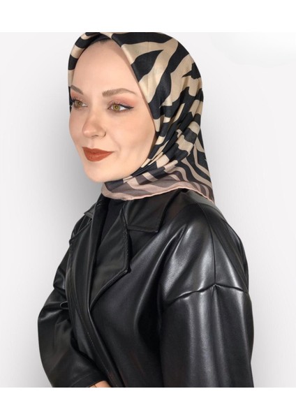 Soft Pamuk Siyah Zebra Desen Kadın Eşarp