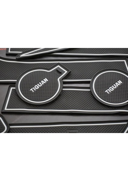 Volkswagen Vw Tiguan Mk1 2007-2017 Araç Içi Silikon Kaymaz Ped Kaplama Seti