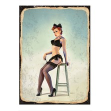 Bedeko Jartiyerli Pin Up Kızı Tasarım Ahşap Tablo