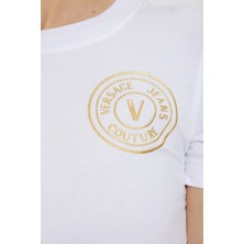 Versace Jeans Couture Pamuklu Logolu Bisiklet Yaka Slim Fit T Shirt Bayan T Shirt 74HAHT06 CJ03T G03