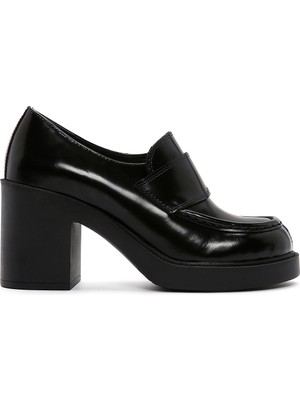 Derimod Kadın Rugan Deri Topuklu Loafer