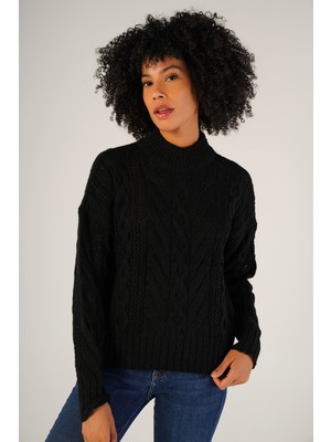 Trist Star Kadın Siyah Saç Örgülü Yarım Balıkçı Yaka Yün Kazak TRIST-6143