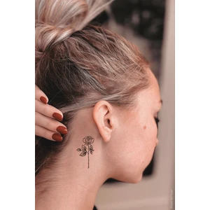 BP Tattoo Minimal Çizim 4'lü Çiçek Dövmesi