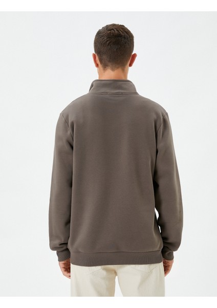 Yarım Fermuarlı Sweatshirt Slogan Baskılı Dik Yaka