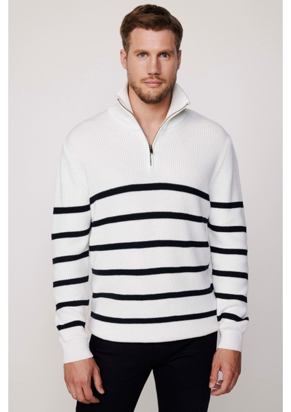 Erkek Slim Fit Fermuarlı Dik Yaka Çizgili Pamuklu Kazak fiyatları