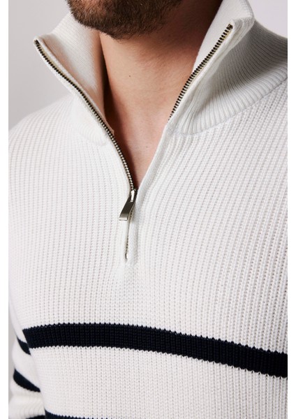 Erkek Slim Fit Fermuarlı Dik Yaka Çizgili Pamuklu Kazak fırsatları
