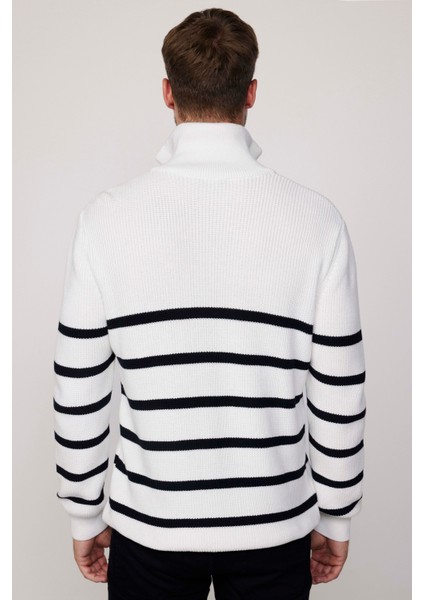 Erkek Slim Fit Fermuarlı Dik Yaka Çizgili Pamuklu Kazak indirimleri