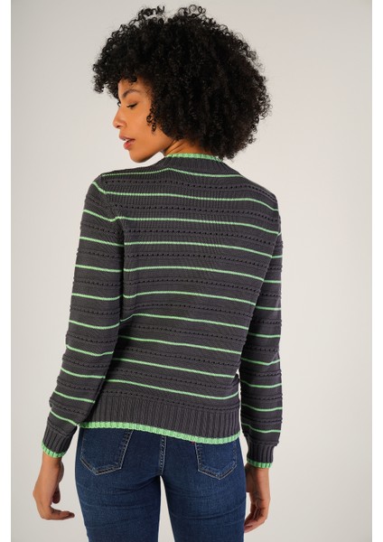 Kadın Füme Linxli Ajurlu Çizgili Bisiklet Yaka %100 Pamuk Kazak TRIST-6142 modelleri