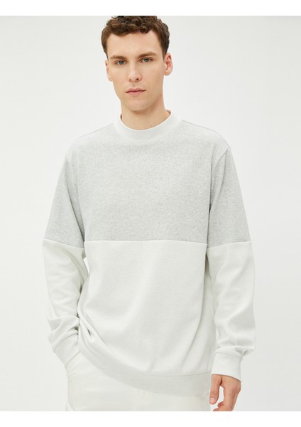 Bisiklet Yaka Kazak Renk Bloklu Uzun Kollu modelleri