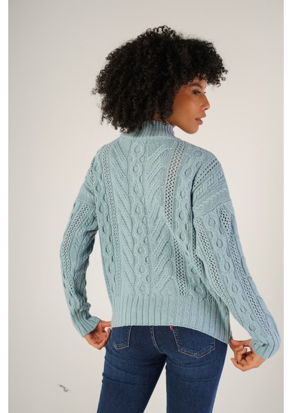 Kadın Mavi Saç Örgülü Yarım Balıkçı Yaka Yün Kazak TRIST-6143 modelleri