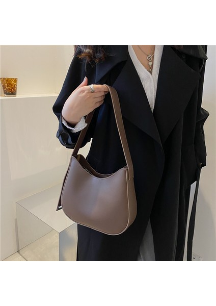 Haki 2022 Pu Katı Deri Omuz Çantaları Kadınlar Için Moda Kadın Çanta Rahat Bayanlar Crossbody Çanta Vintage Postacı Çantası Kadın (Yurt Dışından) fiyatları