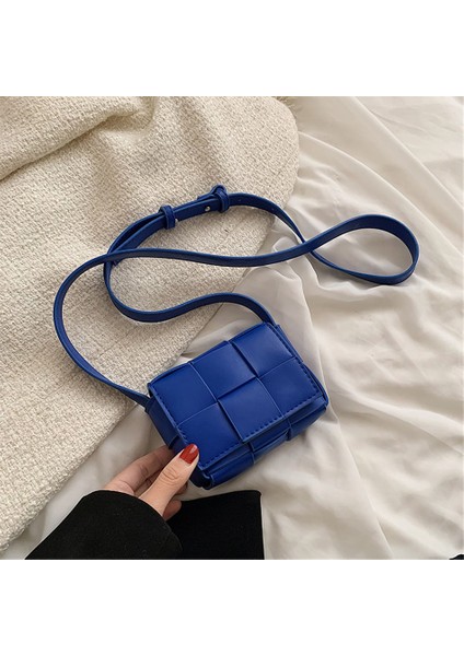 Beyaz 2022 Moda Mini Bayanlar Kare Örgü Çanta Pu Deri Omuz Kadınlar Için Crossbody Çanta Düz Renk Kızlar Küçük Çantalar (Yurt Dışından) indirimleri