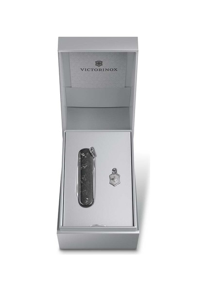 Victorinox 0.6221.90 Sd Brilliant Clasic Carbon Çakı