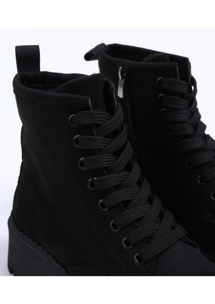 Bot, 38, Siyah indirimleri