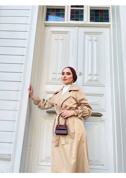 Yeni Sezon Mevsimlik Düğmeli Kol Detaylı Trençkot fırsatları