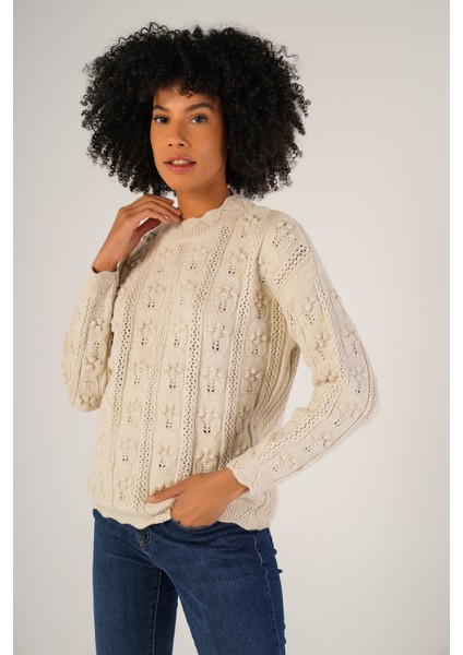 Kadın Bej Pon Pon Desenli Ajurlu Bisiklet Yaka Yün Kazak TRIST-6146 fiyatları