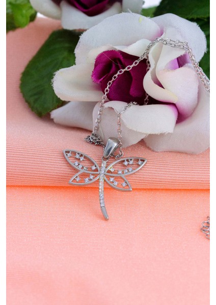 Kelebek Model Zirkon Taşlı Gümüş Kolye