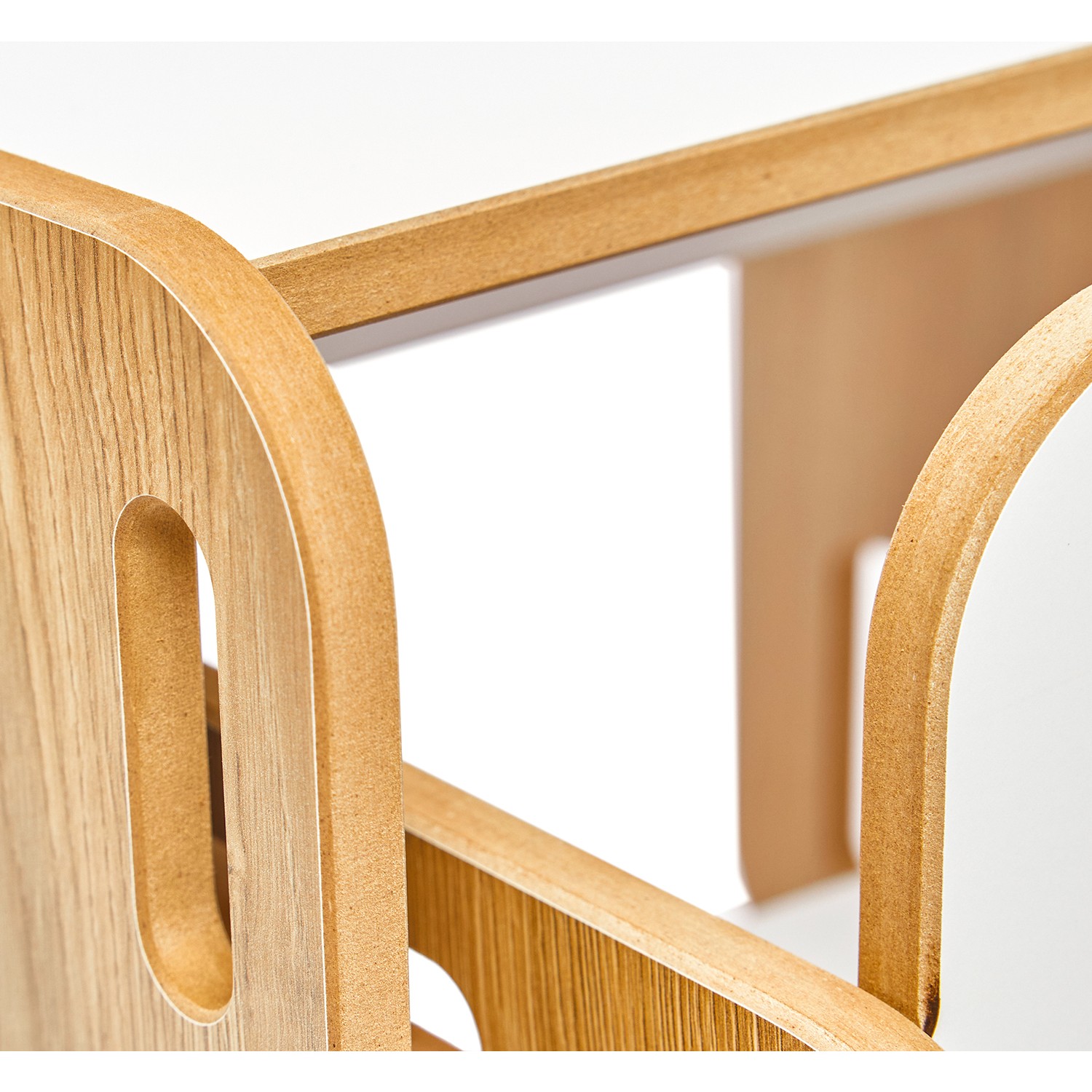 Minera 02 Yaş Serçe Çocuk Oyun Masası ve Sandalyesi Seti