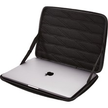 Thule Gauntlet 4.0 13" Macbook Kılıfı – Siyah CA.TGSE2355BLK