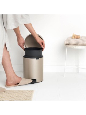 Brabantia Çöp Kutusu 5 Lt Newicon Pedallı Şampanya Rengi