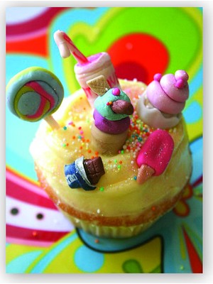 Caka Tablo   Ahşap Tablo Kup Kek