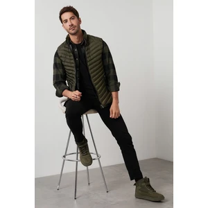 Slim Fit Dik Yaka Kapitone Şişme Yelek Erkek Yelek 5852004