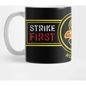 Strike First. Strike Hard. No Mercy. Cobra Kai Kupa Bardak