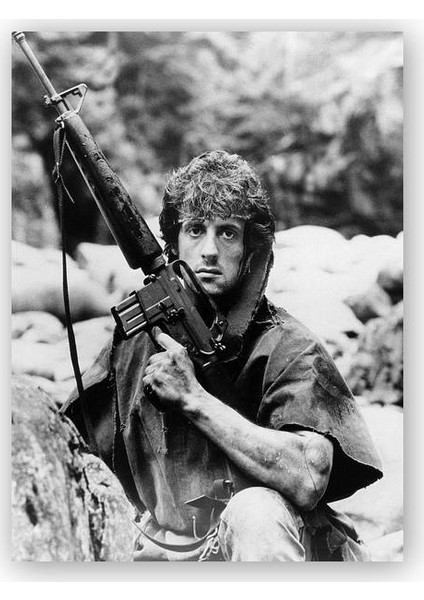 Ahşap Tablo Rambo İlk Kan M 16 Siyah Beyaz