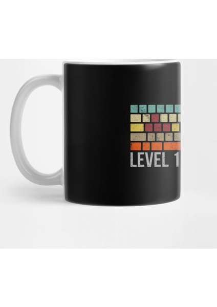 19Th Birthday Gift For A Gamer Level 19 Unlocked Nineteen Vintage Retro Look Kupa Bardak