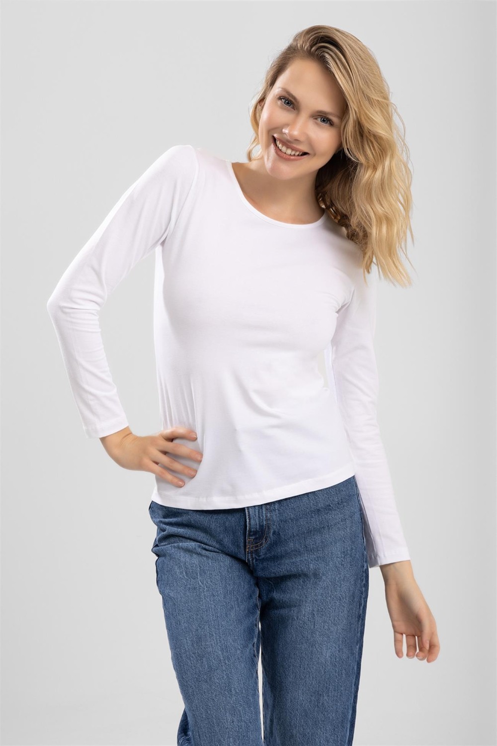 Baykar Kadın Pamuklu Bisiklet Yaka Uzun Kollu Penye Basic Body Beyaz