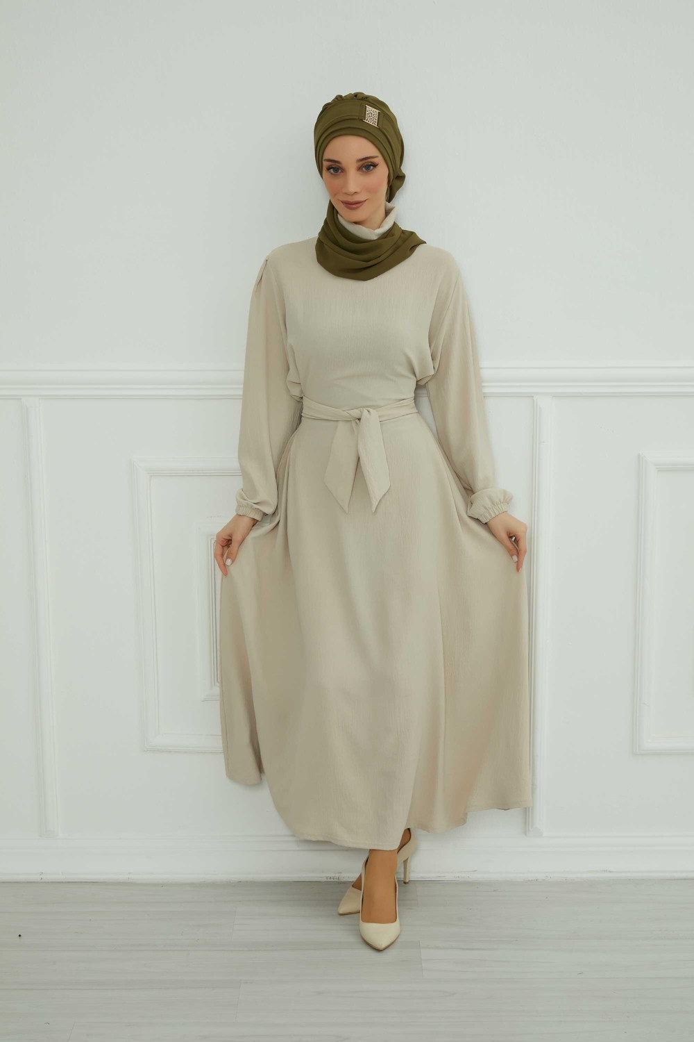 Aisha's Design Dekolte Kapatabilen Gold Aksesuarlı Şifon Hazır Türban,Haki Yeşil,HT-11 görsel 2