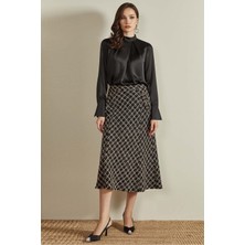 Guitar Uzun Kollu Siyah Saten Bluz