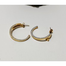 Her Yaş Güzel Zirkon Taşlı Çivi Detalı Gold Çelik Halka Küpe