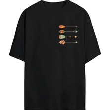 The Wert Dört Renkli Oklar Baskılı Siyah Oversize Tshirt