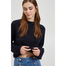 Koton Kadın Dik Yaka Uzun Kollu Crop Kazak 4WAK90057HT