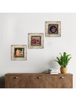 Pinecone Stone Tavus Kuşu, İki Müzisyen Kız Tablosu, Nar Çerçeveli Taş Duvar Tablosu 3’lü Set - Dekoratif Modern Sanat, Ev ve Ofis Dekoru |TK3-1488|