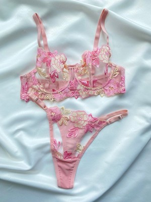 Lumenia Pembe Sütyen Takımı, Kadın Iç Giyim, Bayan Sexy Iç Çamaşırı, Dantelli, Bayan Fantazi Iç Çamaşırı