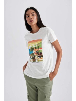 DeFacto Regular Fit Bisiklet Yaka Baskılı Kısa Kollu Kısa Kollu Tişört B4366AX23HS