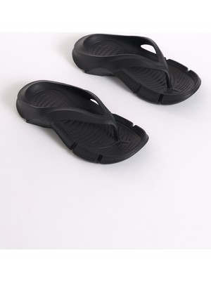 Tonny Black Kadın Siyah Kalın Tabanlı Parmak Arası Eva Terlik