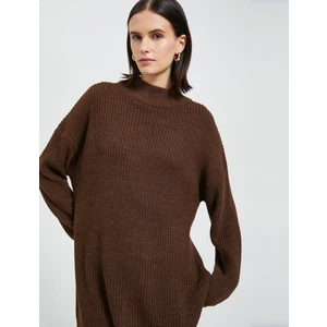 Oversize Yarım Balıkçı Yaka Kazak Akrilik