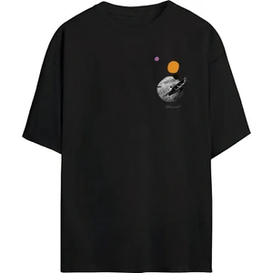 The Wert Sandal ve Ay Baskılı Siyah Oversize Tshirt