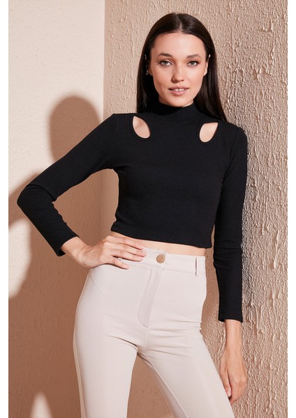 Esnek Slim Fit Cut Out Pencereli Dik Yaka Crop Bluz Bayan Bluz 5865348