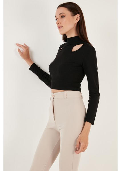 Esnek Slim Fit Cut Out Pencereli Dik Yaka Crop Bluz Bayan Bluz 5865348 fiyatları