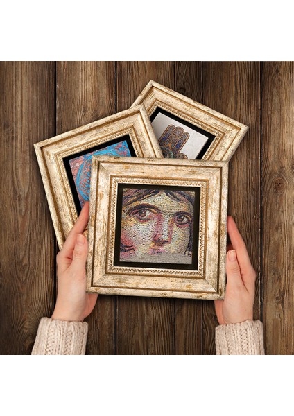 Çingene Kızı, Bir Roma Sanat Aşığı, Ruhların Geçişi Taş Duvar Tablosu Çerçeveli Duvar Dekoru 3 Parça Tablo Seti Wall Art T3-148 modelleri