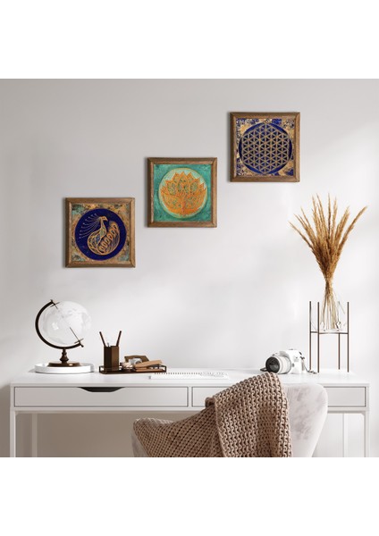 Lotus Çiçeği, Tavus Kuşu, Yaşam Çiçeği Ahşap Çerçeveli Taş Duvar Tablosu 3’lü Set – 25x25 cm Dekoratif Modern Sanat – Ev ve Ofis Dekoru |W3-63|