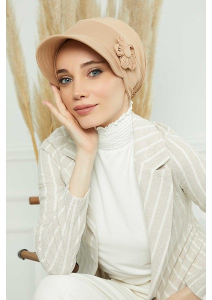 Siperlikli Çiçek Aksesuarlı Şapka Bone,b-72
